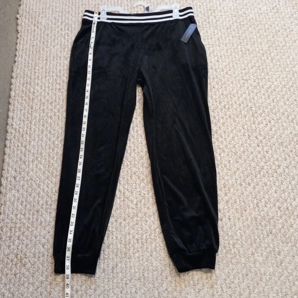 No Boundaries Embellished Jogger athleisure Pants black  high-rise black cozy - Picture 12 of 13